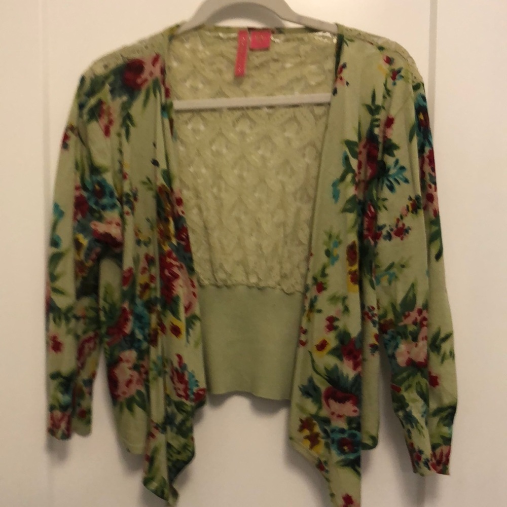 Charlotte Tarantola Women’s LG floral multi colored open cardigan w Lace back!